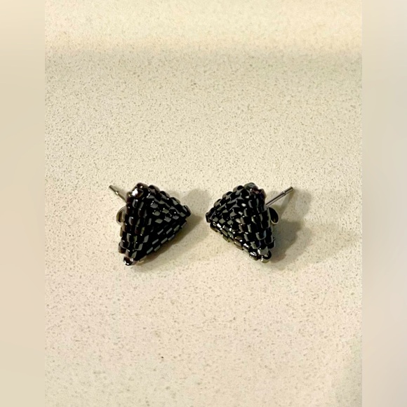 Handmade Earrings_with box - Picture 7 of 9